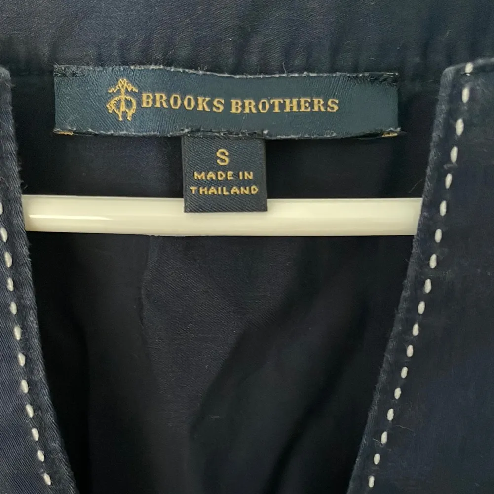 Brooks Brothers Navy Tunic with White Accents - Image 2