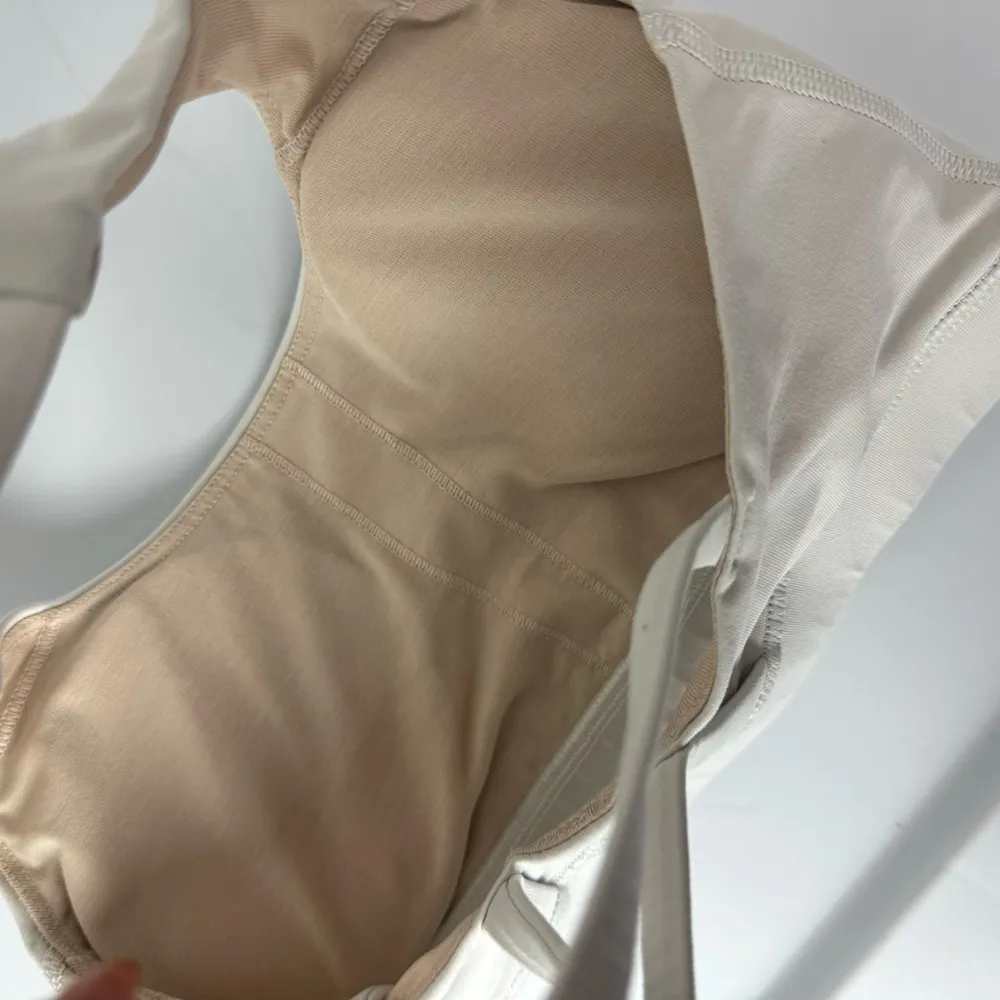 Lululemon Energy Sports Bra Sz 2 Luxtreme White Strappy Back - Image 15