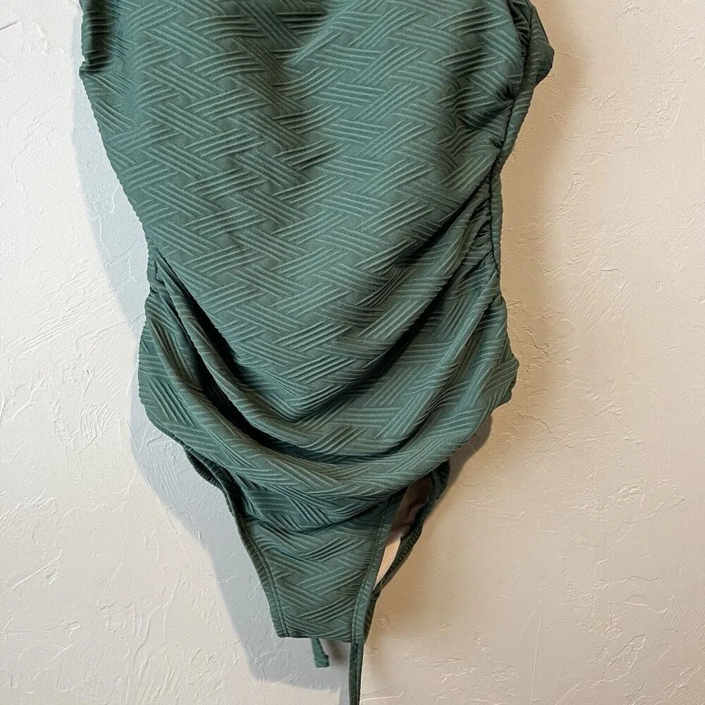 Kona Sol Green One-Piece Swimsuit Strapy Textured High Cut Classic Modest Cute - Image 5