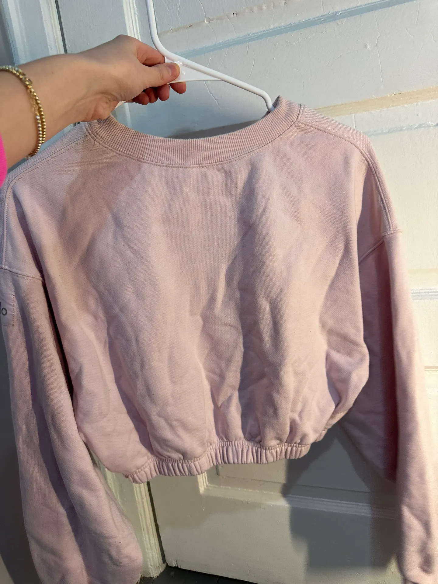 Alo Yoga Alo Cropped Sweatshirt - Image 4