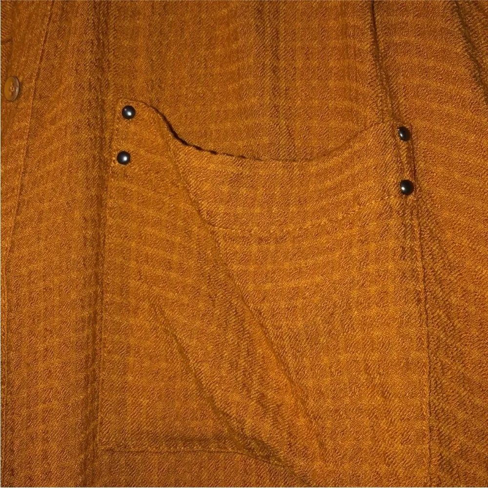 Free People rust light waffle knit button oversized up size small - Image 4
