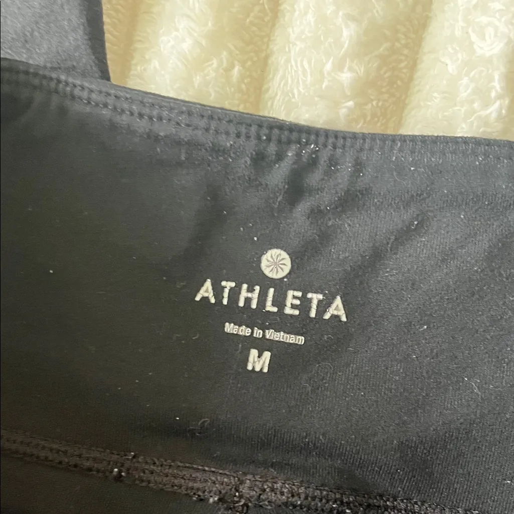 Athleta Cropped Black Leggings - Image 3