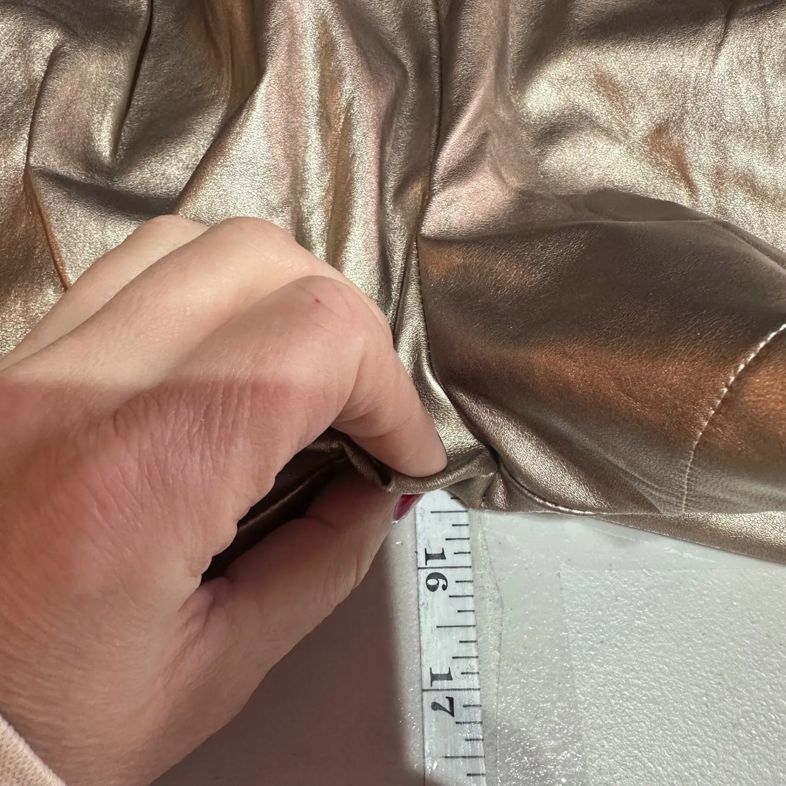 NWT Entro The Jackie Shorts Metallic Faux Leather Pleated Women's Size M - Image 9