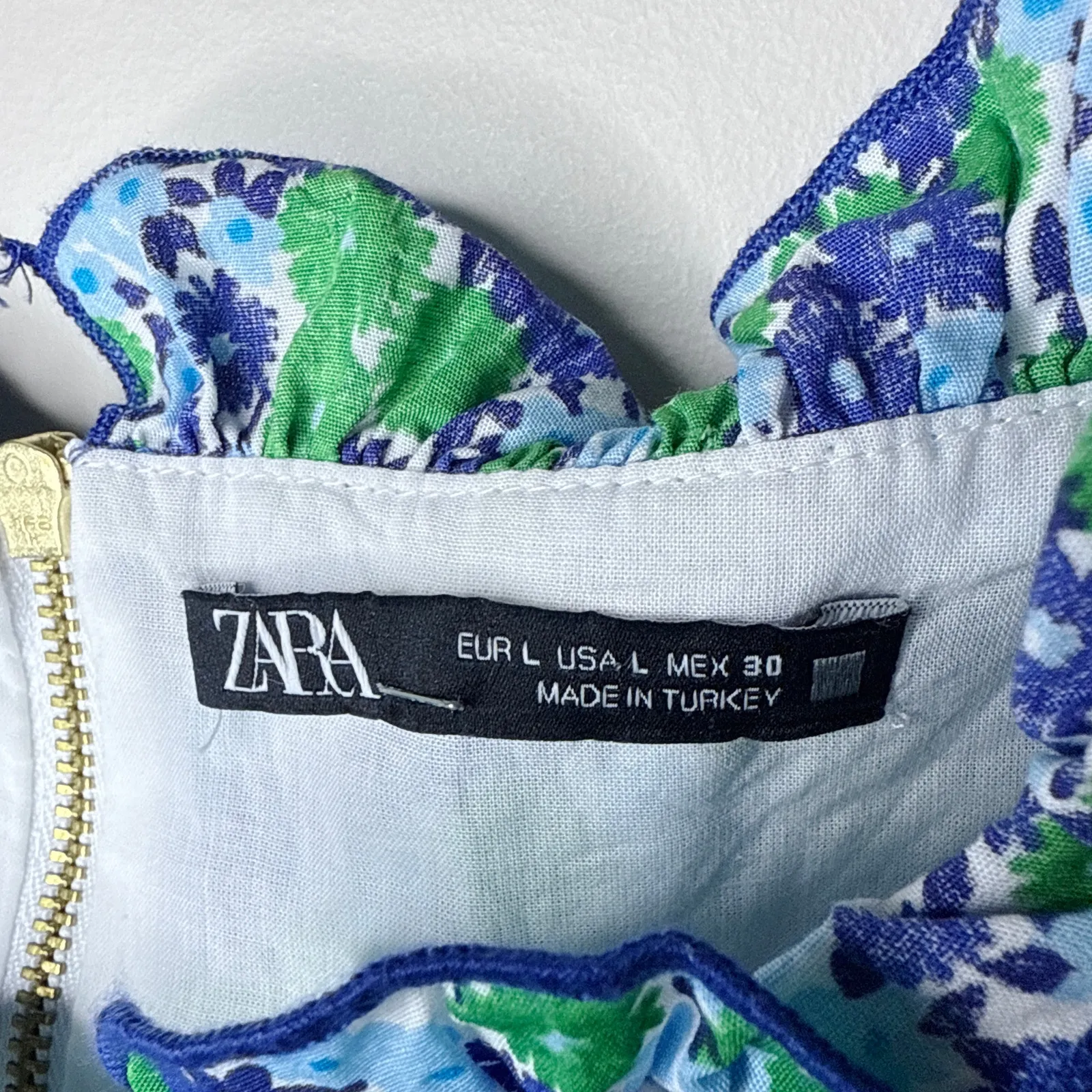 Zara Women's‎ Puff Sleeve Sweetheart Neckline Peplum Cropped Floral Top Large - Image 4