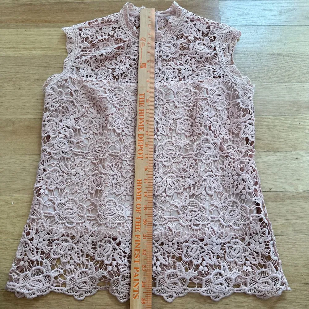 Nanette Lepore Medium Pink Floral Lace Mock‎ Neck Sleeveless Top Scalloped Hem - Image 4