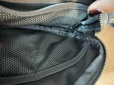 Lululemon Everywhere Crossbody Belt Bag - Image 6