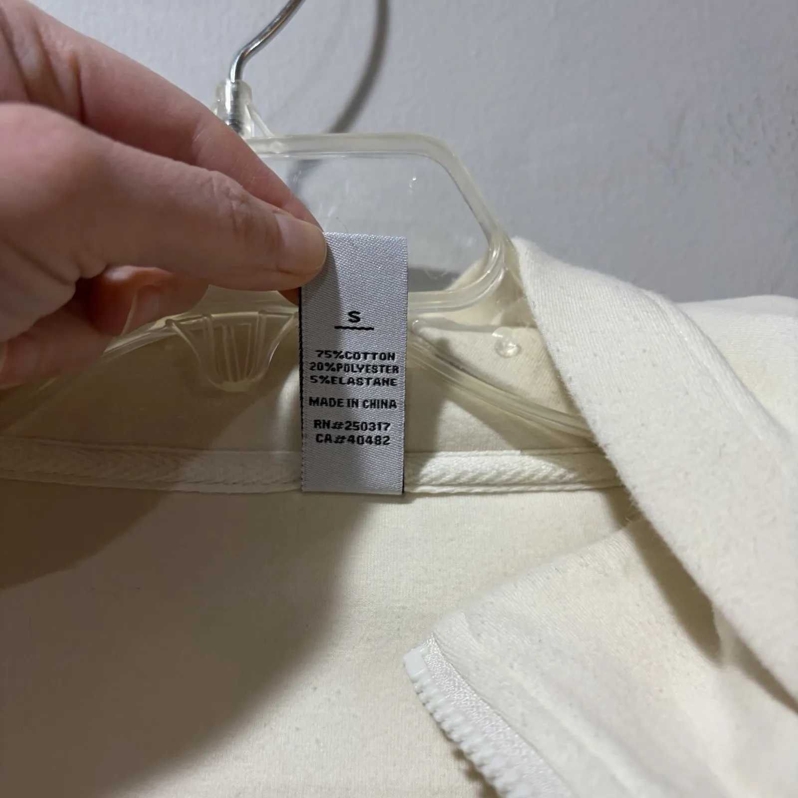 Varley Colby Hoodie $158 Pristine Ivory Zip Sweatshirt Drawstring S Athleisure - Image 6