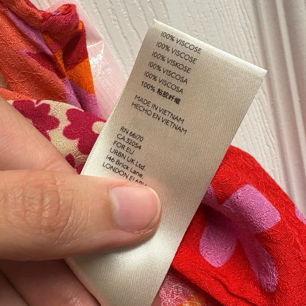 Free People “I Dare You” 100% Viscose Floral Tank Top Size Large - Image 5