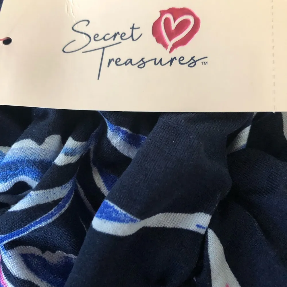 SECRET TREASURES Womens Sleep Shirt Size Medium 8-10 Rayon Spandex New - Image 5