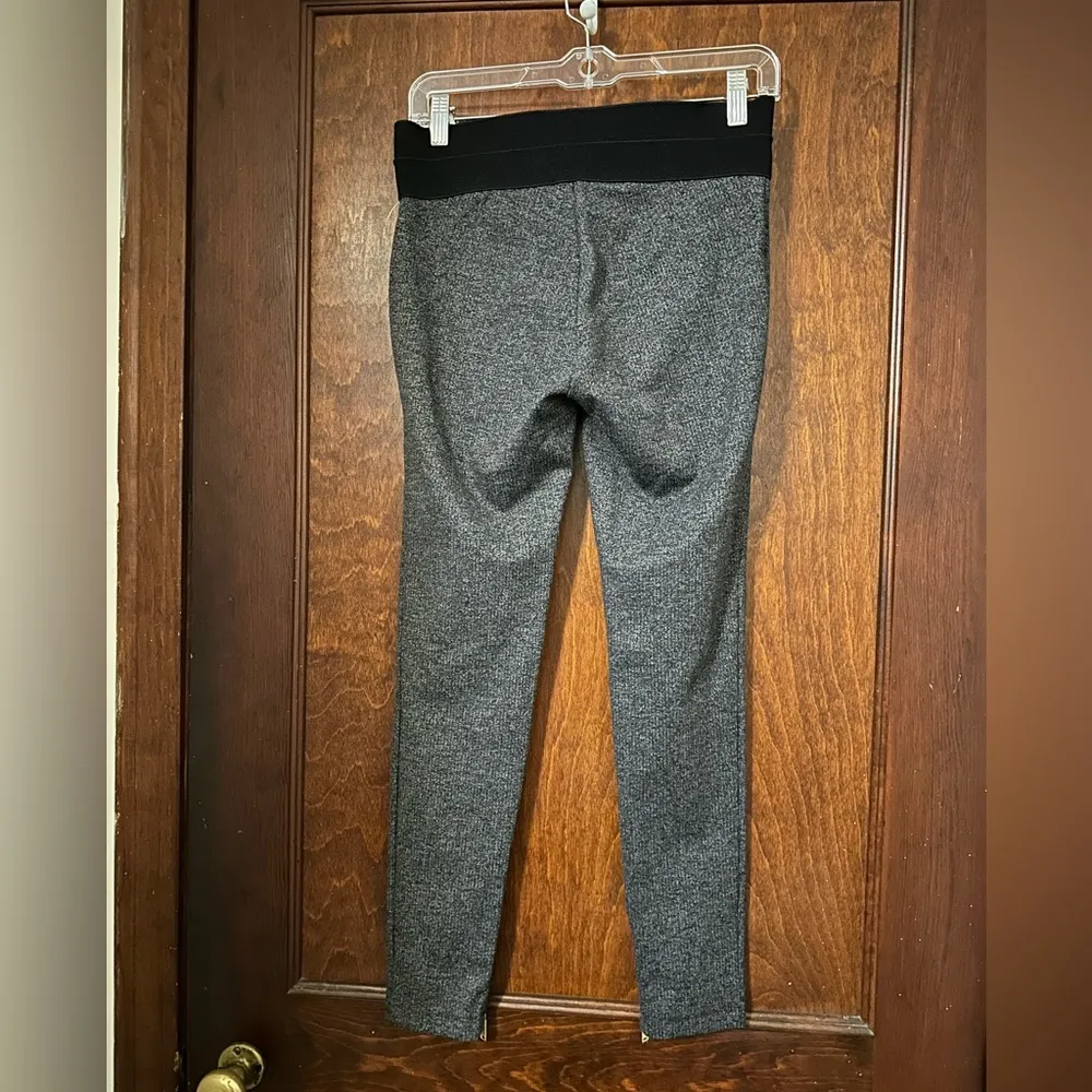 Ann Taylor Ankle Zip Leggings Grey Marled Print XS - Image 3