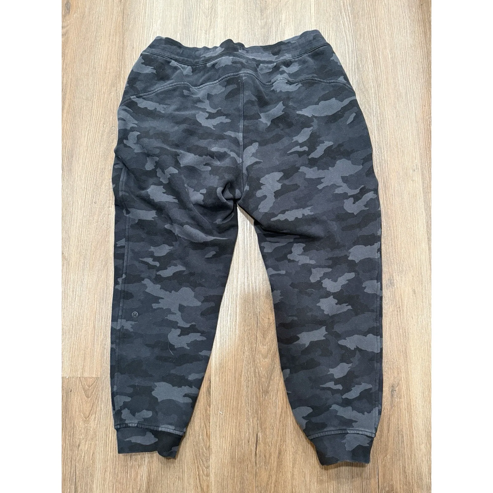 Lululemon Scuba High-Rise Jogger *Fleece 26" Heritage 365 Camo Deep Coal - Sz 16 - Image 2