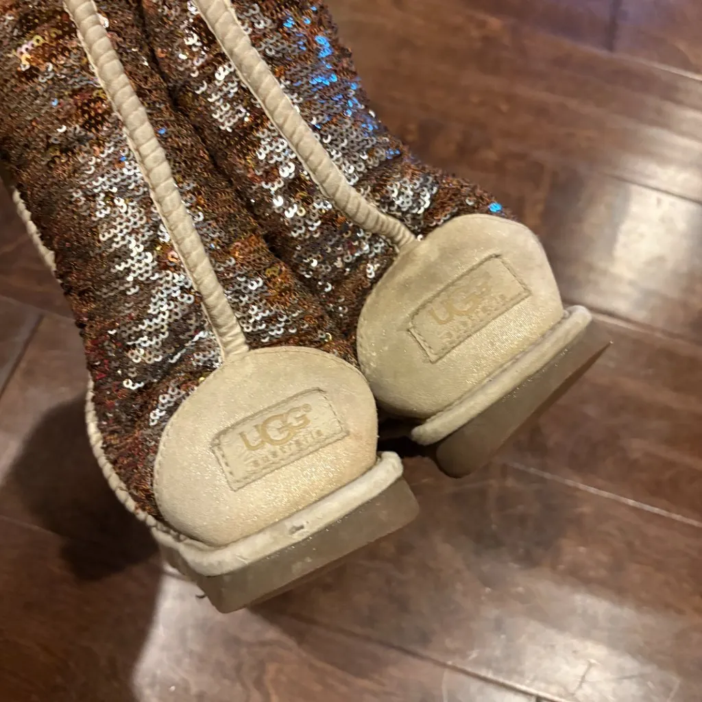 Y2K UGG Australia Classic Short Sparkle in Champagne - Image 5