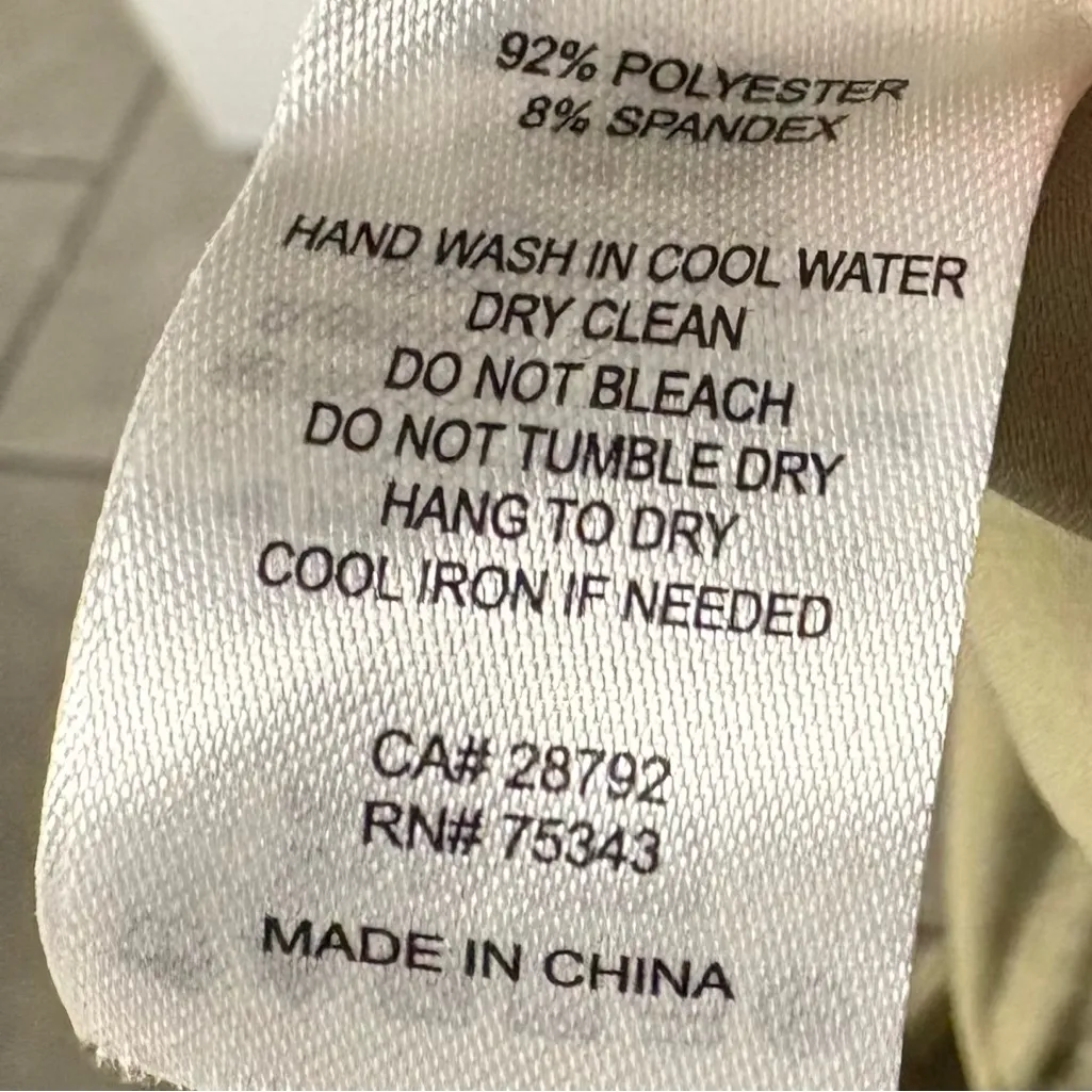 Joie‎ Light Green Satin Cargo Pants Size 6 - Image 9