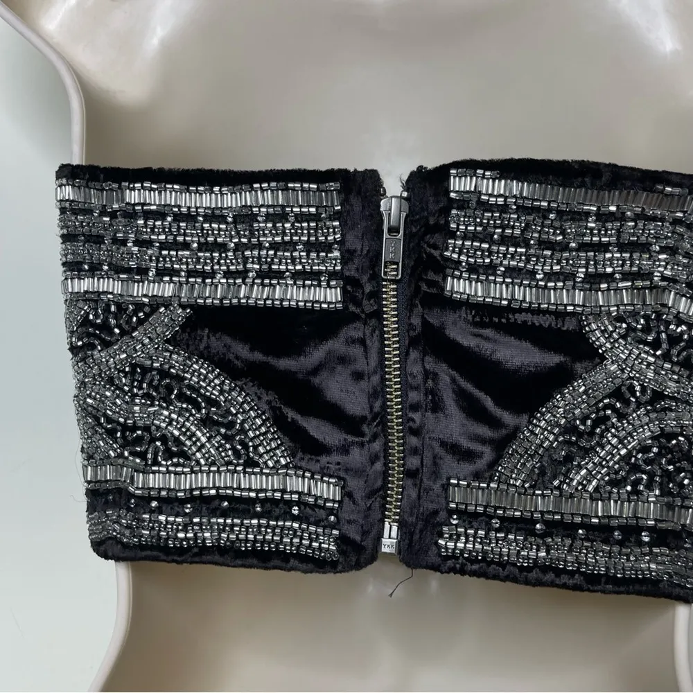 UO Kimchi Blue Black Velvet Silver Embelished Beaded crop Top Festival sz s - Image 11