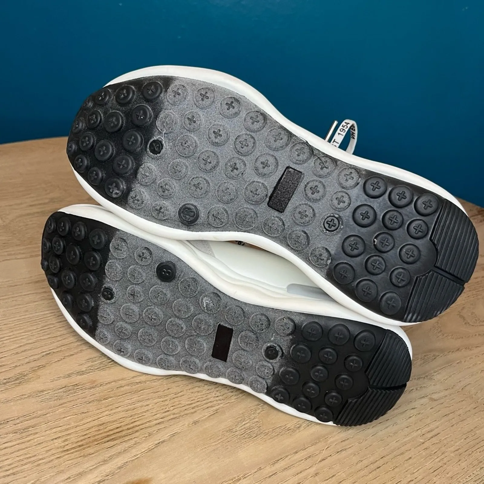 Vintage Havana Run Silver Glitter Sneaker Trainer Shoe Metallic Star Women’s 8 - Image 11