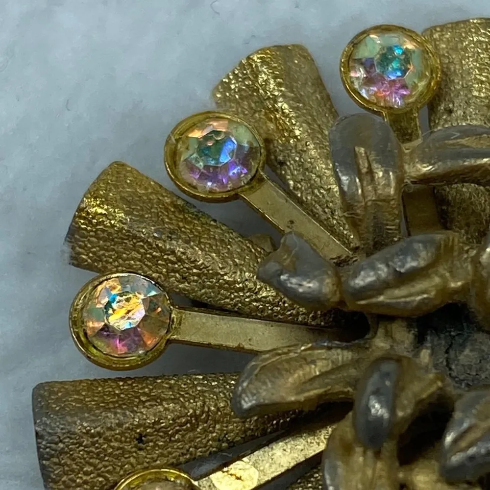 Floral Starburst Jewelry Pin Brooch Iridescent Accent Glass Crystal Rhinestones - Image 11