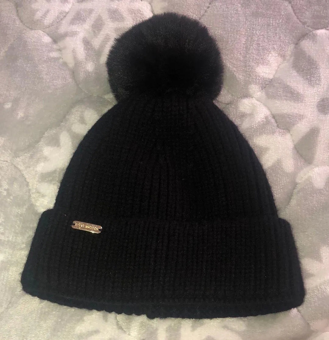 Pom Pom Beanie winter hat black - Image 5