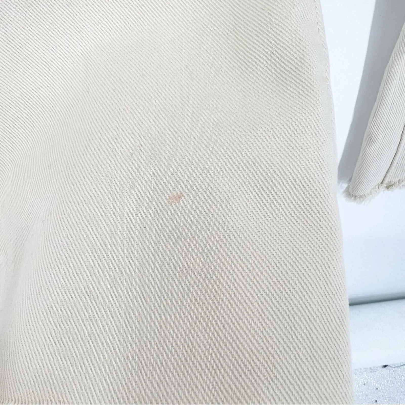 NWT WeWoreWhat Frayed‎ Waistband Straight Leg Jeans 26 Cream - Image 6