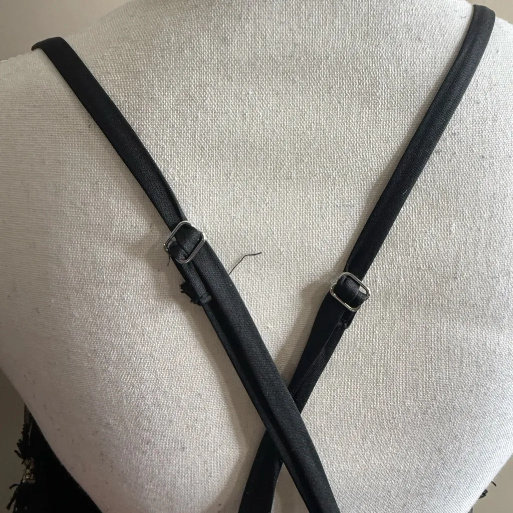 NWT Arula Elegant Black and gold Embroidered Dress size B 2xl Party - Image 13