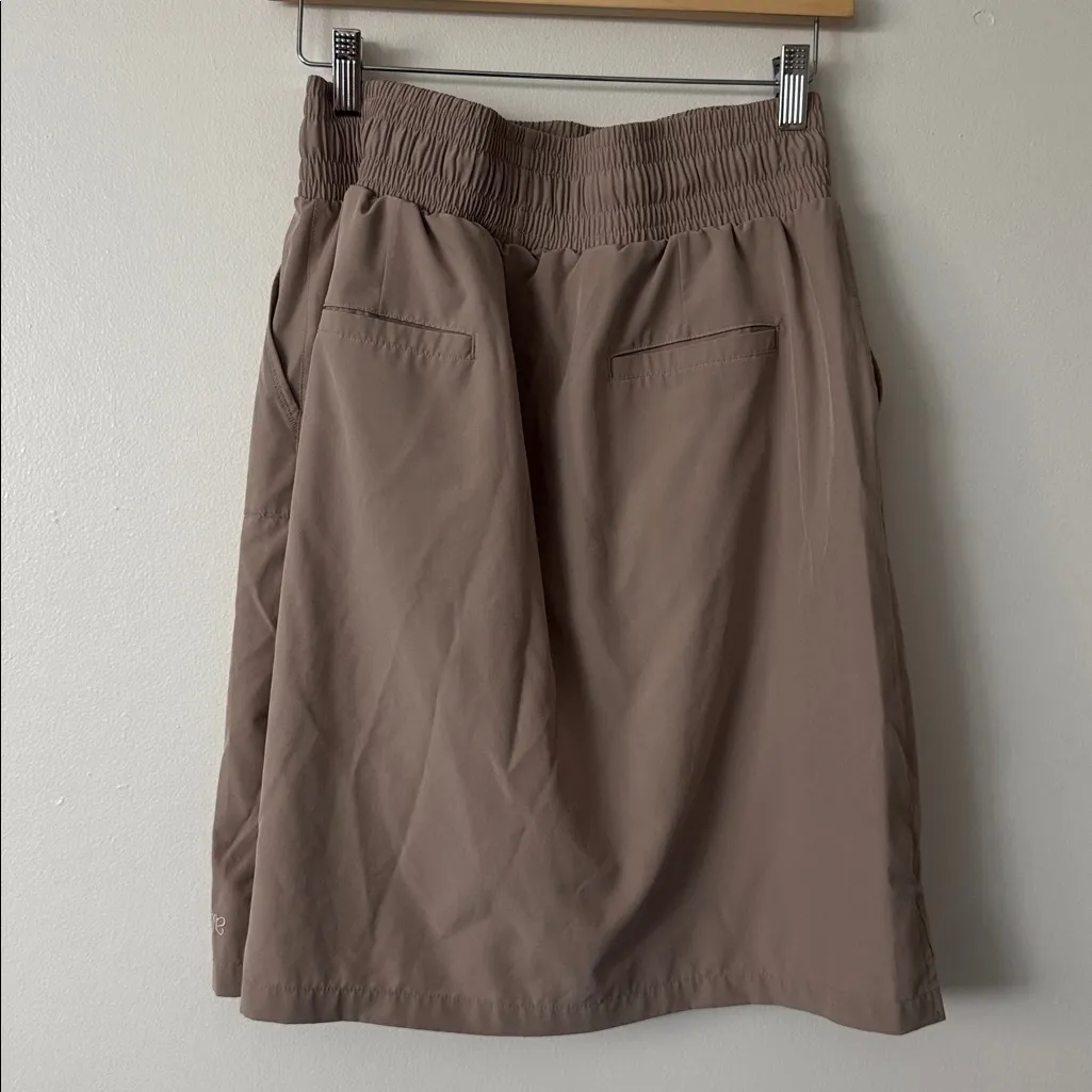 Albion M The Away Skirt in Cobblestone Taupe - Image 7