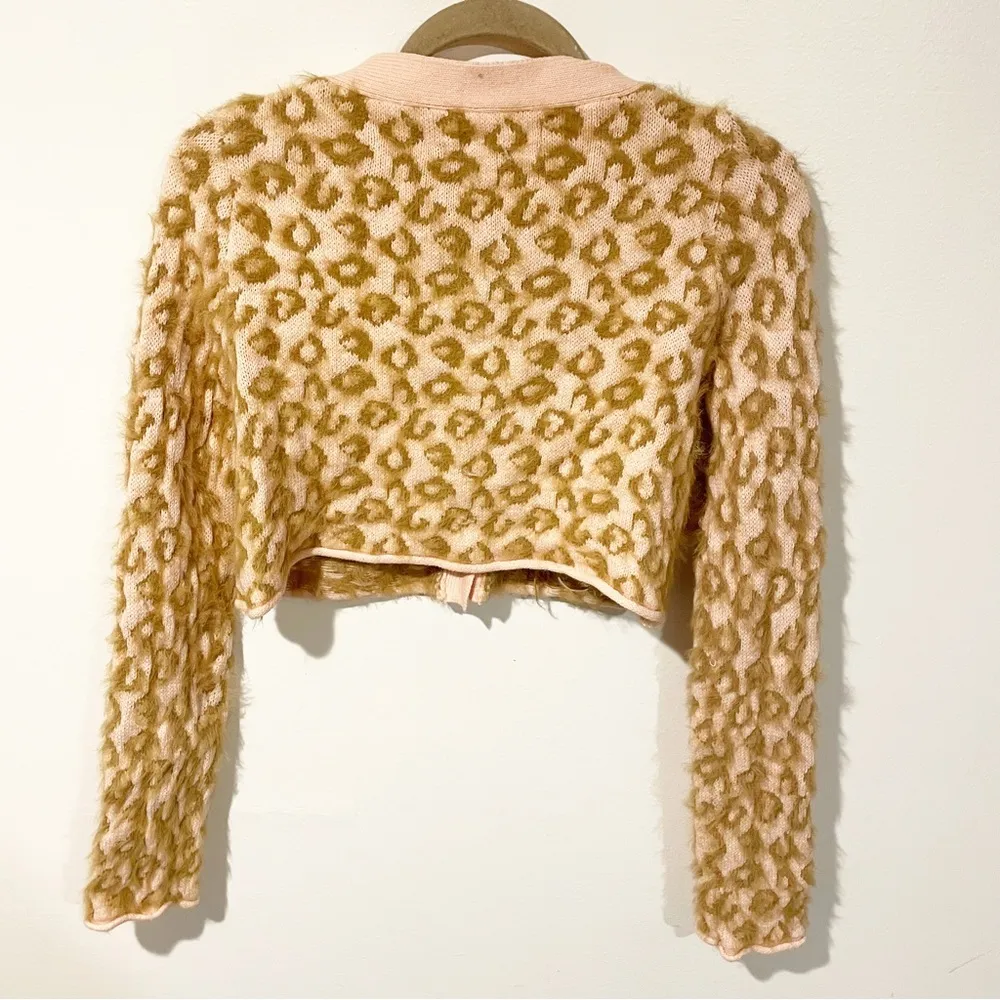 Urban Outfitters Kimchi Blue Small Tan Cropped Leopard Animal Print Meo Cardigan - Image 6