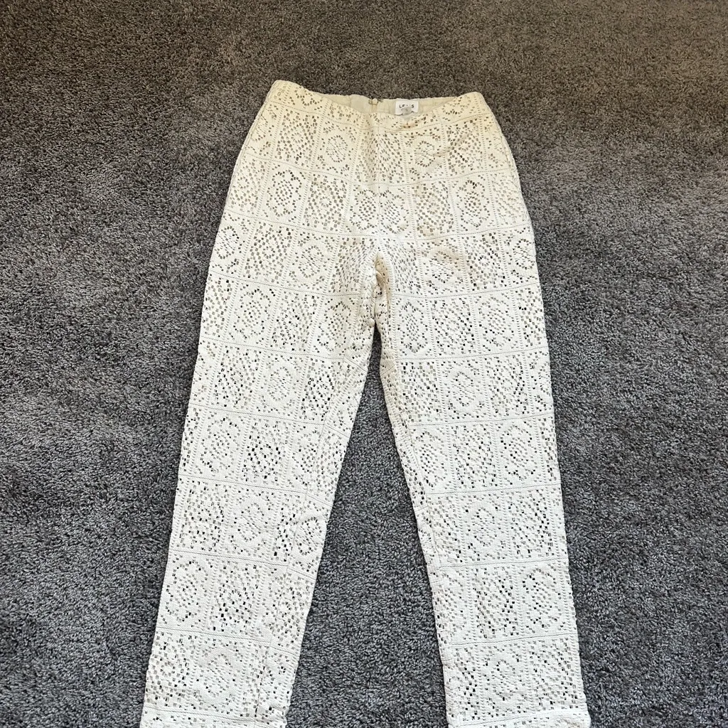 Le Lis Ivory Lace Trousers - Image 3