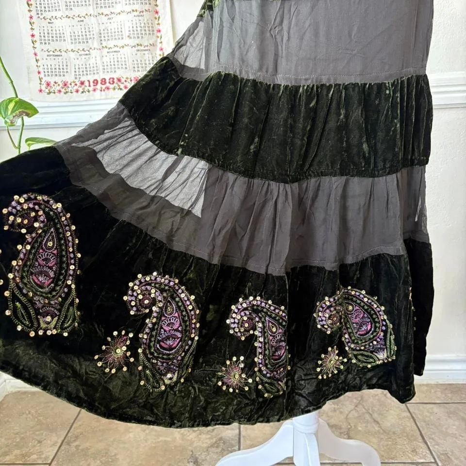 NWT Caroline Little Sz 8 Midi Skirt Silk Blend Y2K Velvet Embroidery Sequin Boho - Image 2