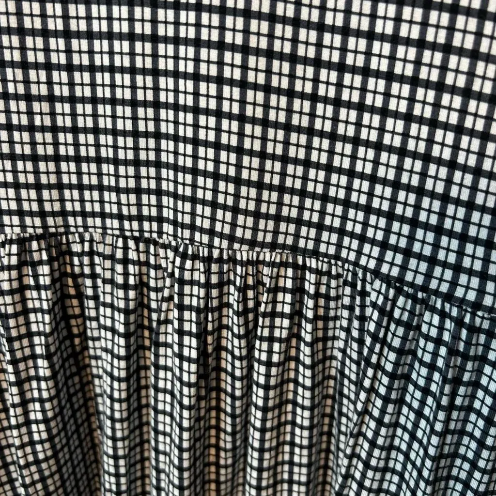 Forever 21 Black & White Plaid /Backless Dress – Size M - Image 4