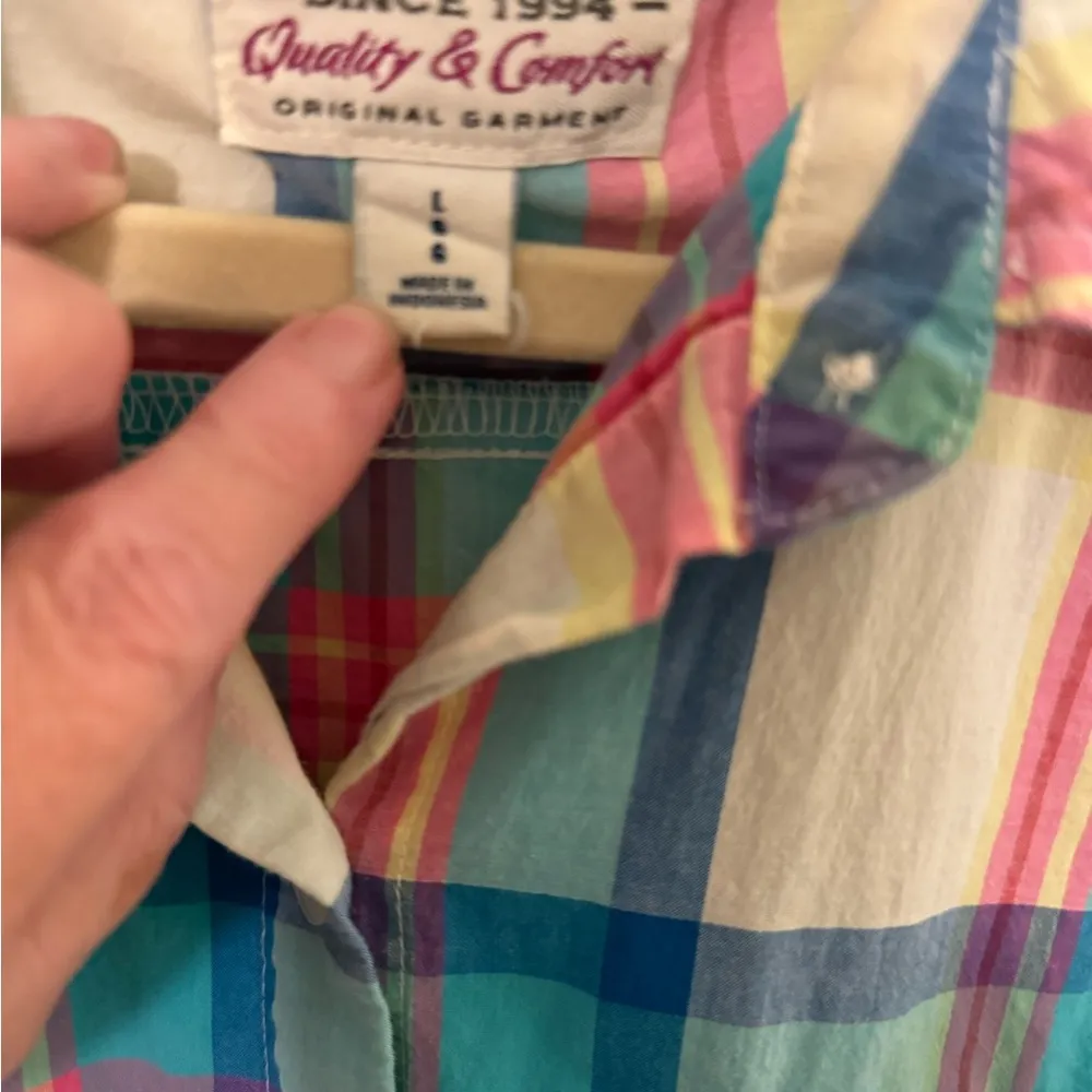 Plaid Button-Up Shirt in Pink and Blue - Image 2