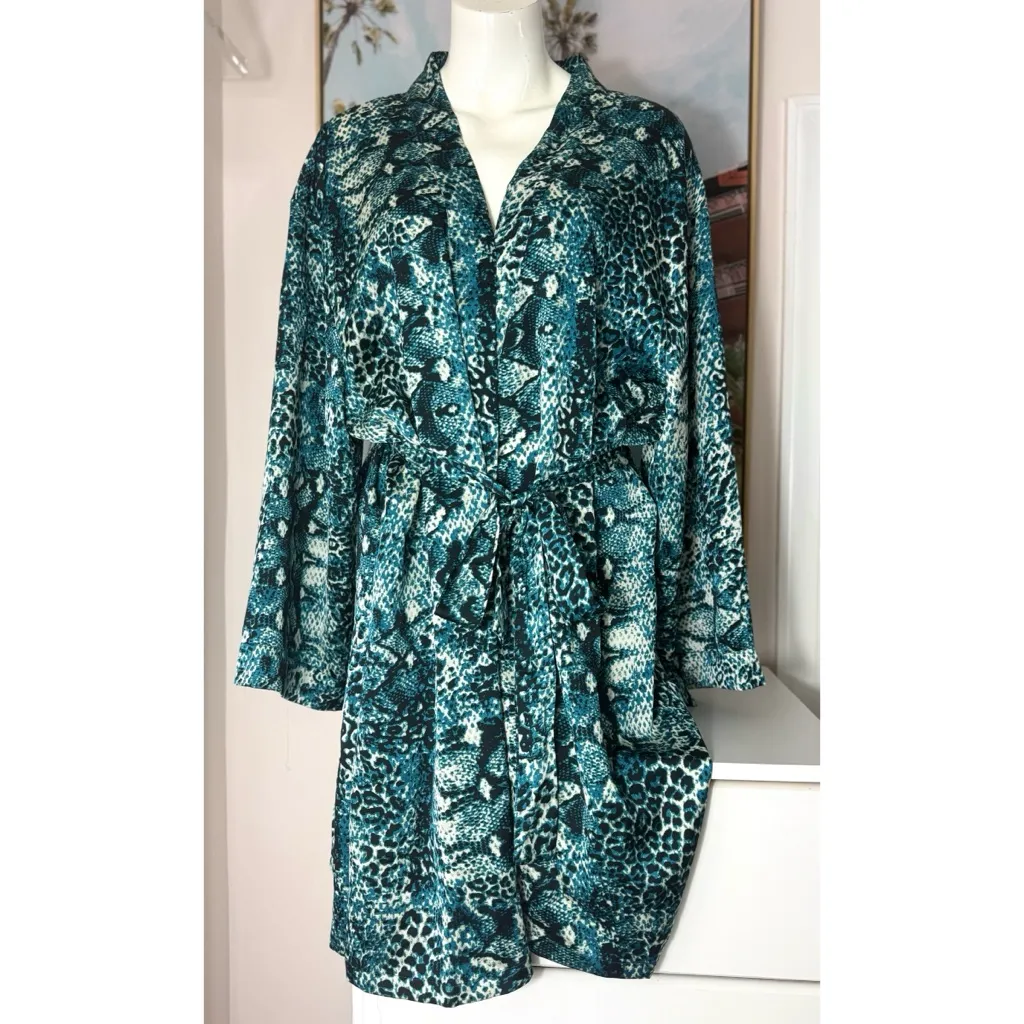 iCollection Blue Cheetah Leopard Silky Kimono Wrap Robe Plus Size 3X Green - Image 4