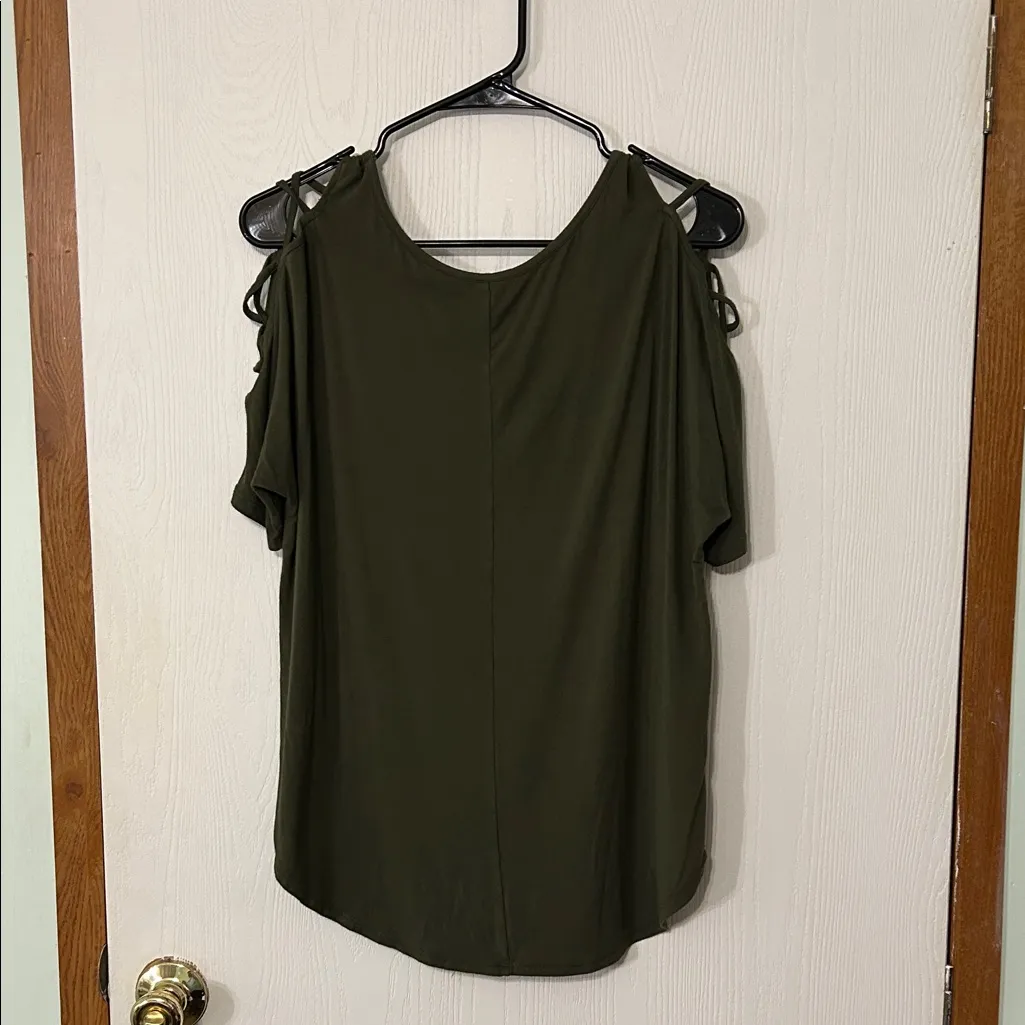 Soho Apparel Dark Green Women's Blouse - Image 2
