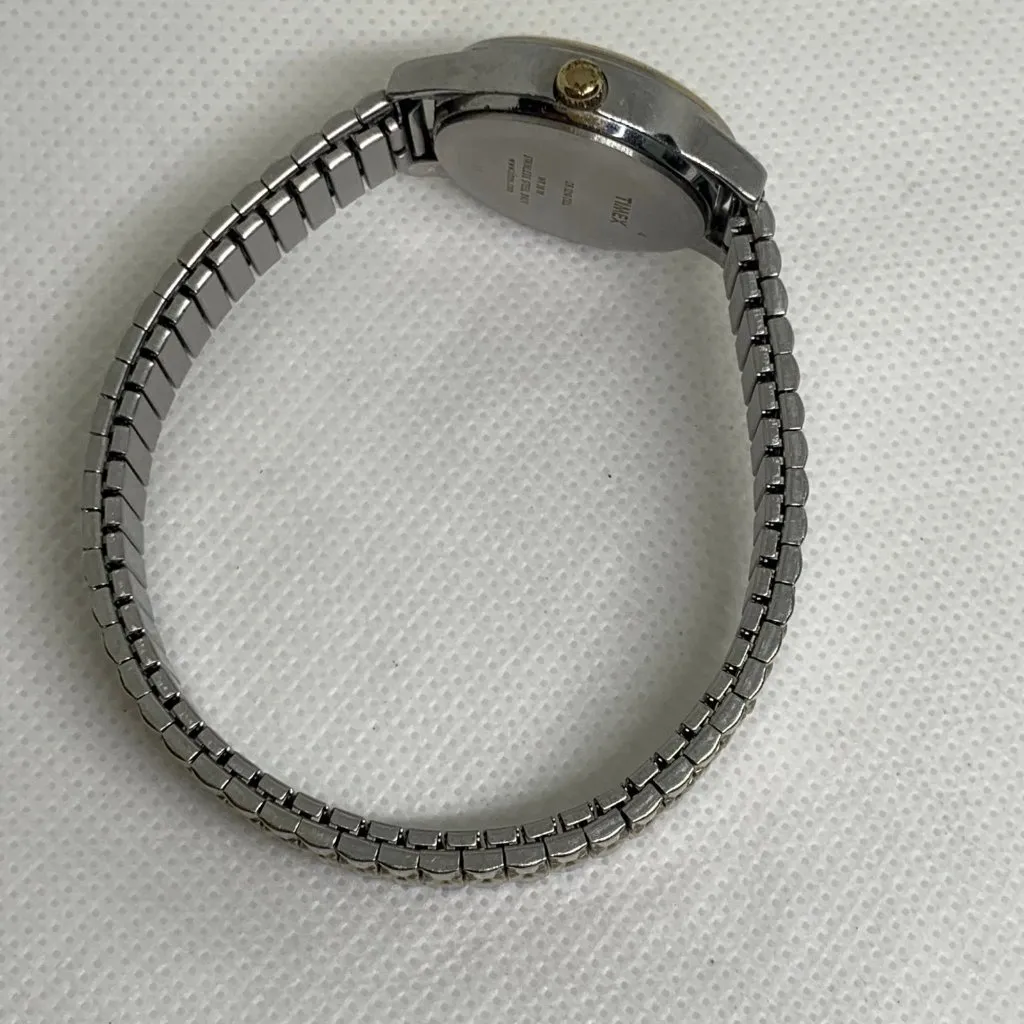 Timex indiglo women’s watch silver gold tone mother of pearl dial 25mm running - Image 9