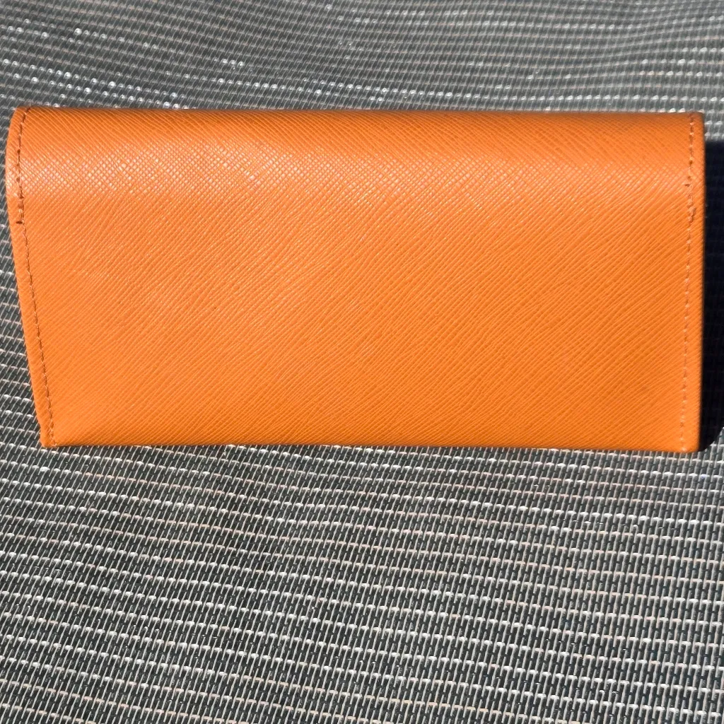 NEW Tory Burch Sunglasses Case - Image 3