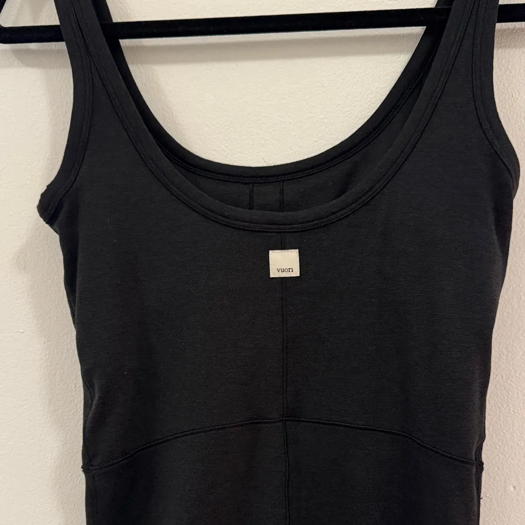 VUORI Halo Essential Jumpsuit Black - Image 3