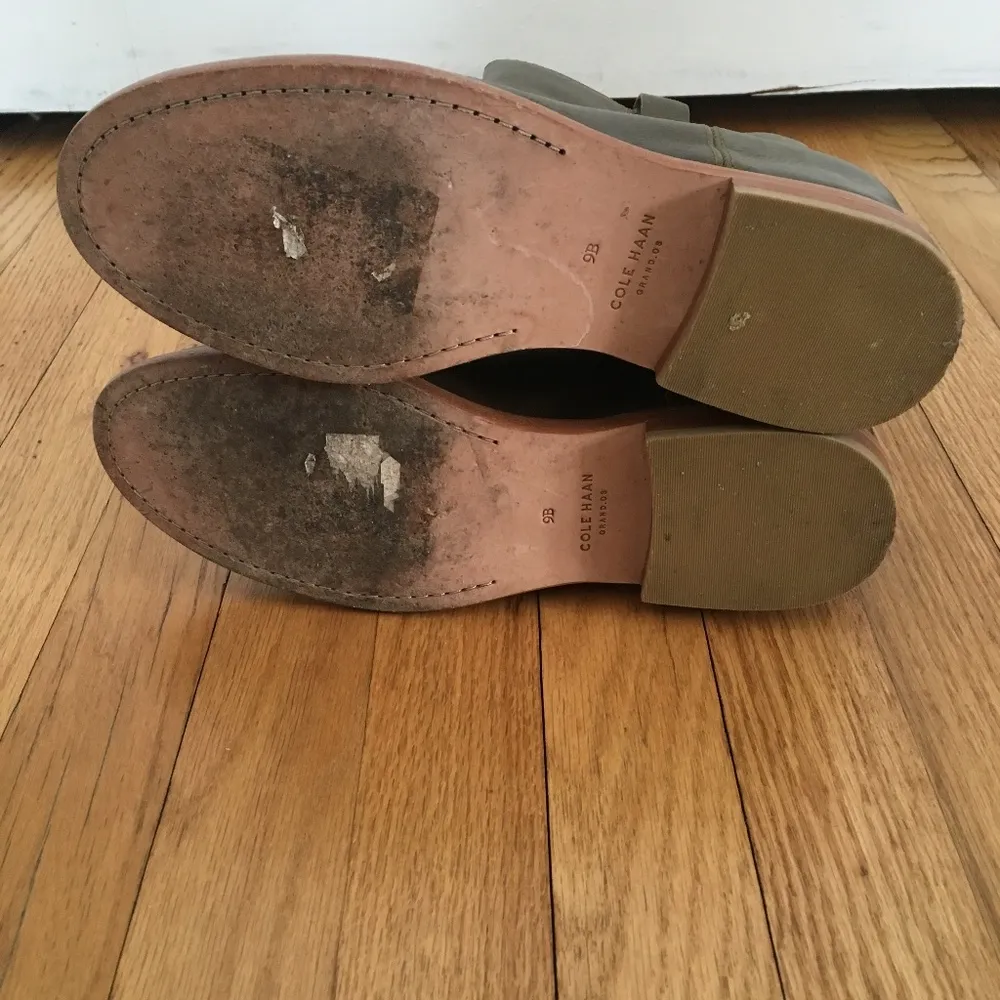 Cole Haan Block Heel Wedge Pull-On Leather Ankle Boot in Olive Green Size 9B - Image 8