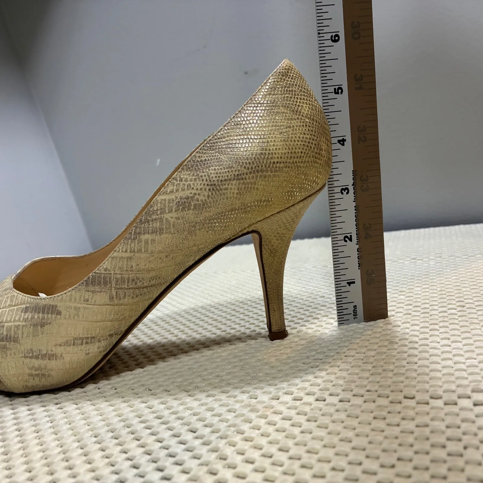 Kate Spade New York‎ Billie Peep Toe Heels Gold Snakeskin Leather Pumps Size 7 - Image 9