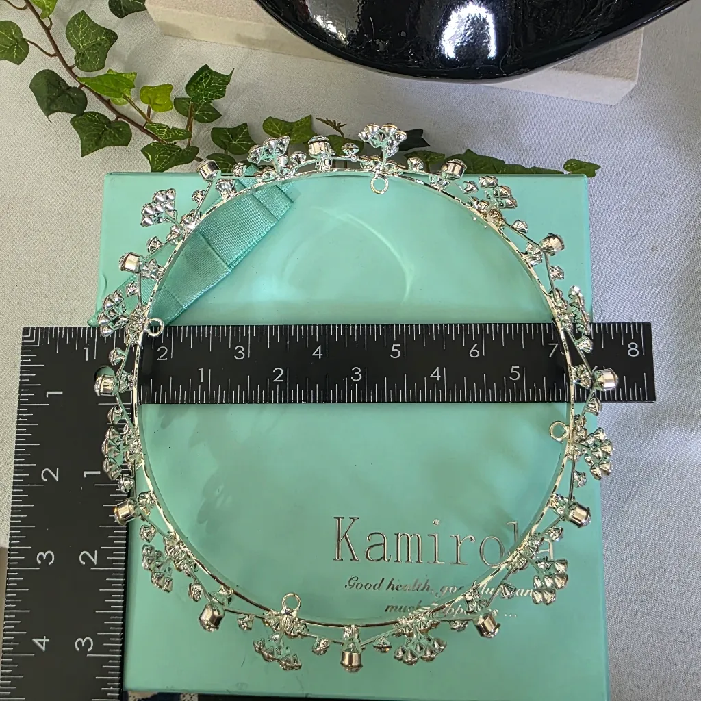 Silver with Rhimestone Flower Design Crown - Image 9