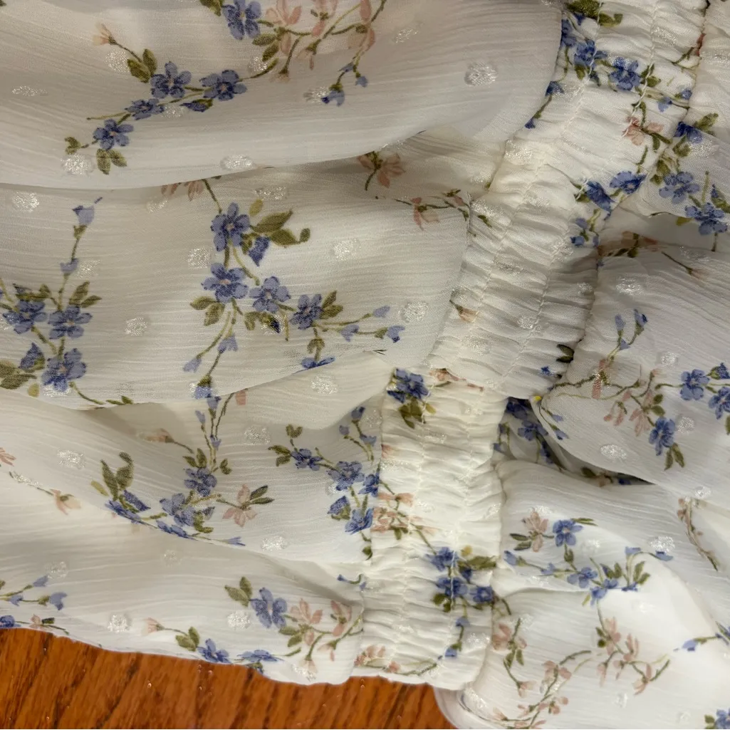 IZ Byer Dress – Size Large – White Floral Tiered Sleeveless Dress 🌸 - Image 3