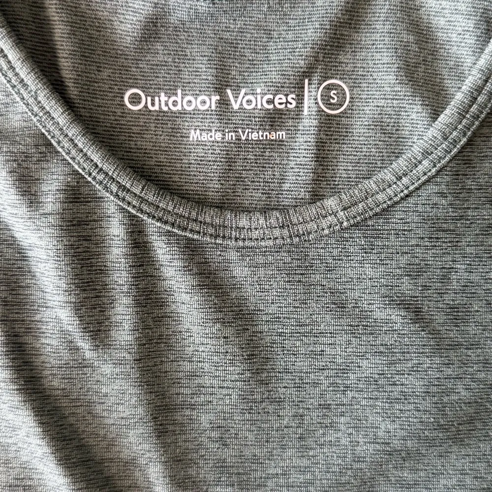 Outdoor Voices Athena Crop Top Size Small - Image 3