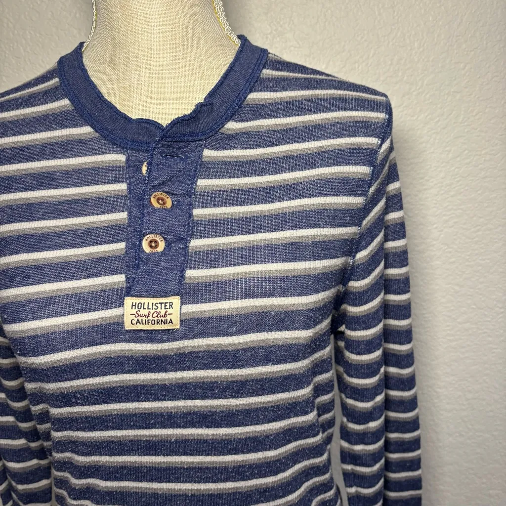 Hollister Navy and White Striped Long Sleeve Henley - Image 4