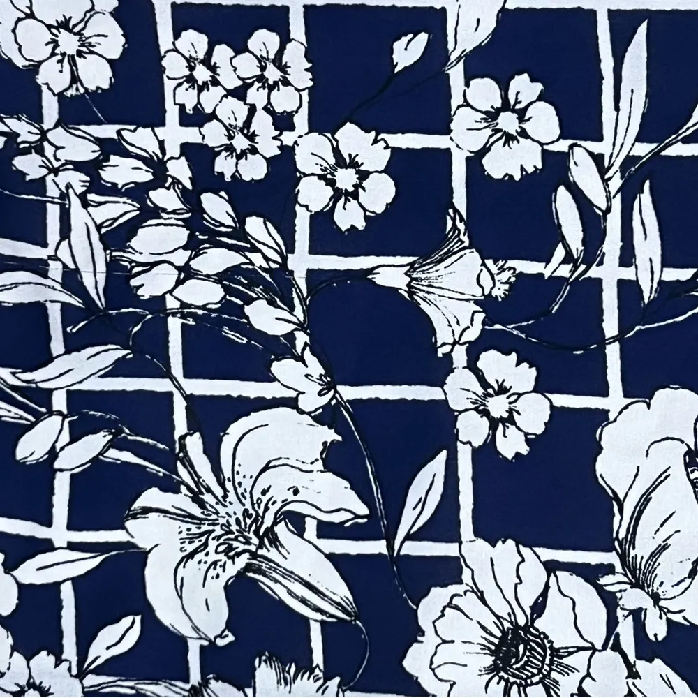 Express Barcelona Reversible Navy Blue, Black White Floral Asian Print Tank Top - Image 10