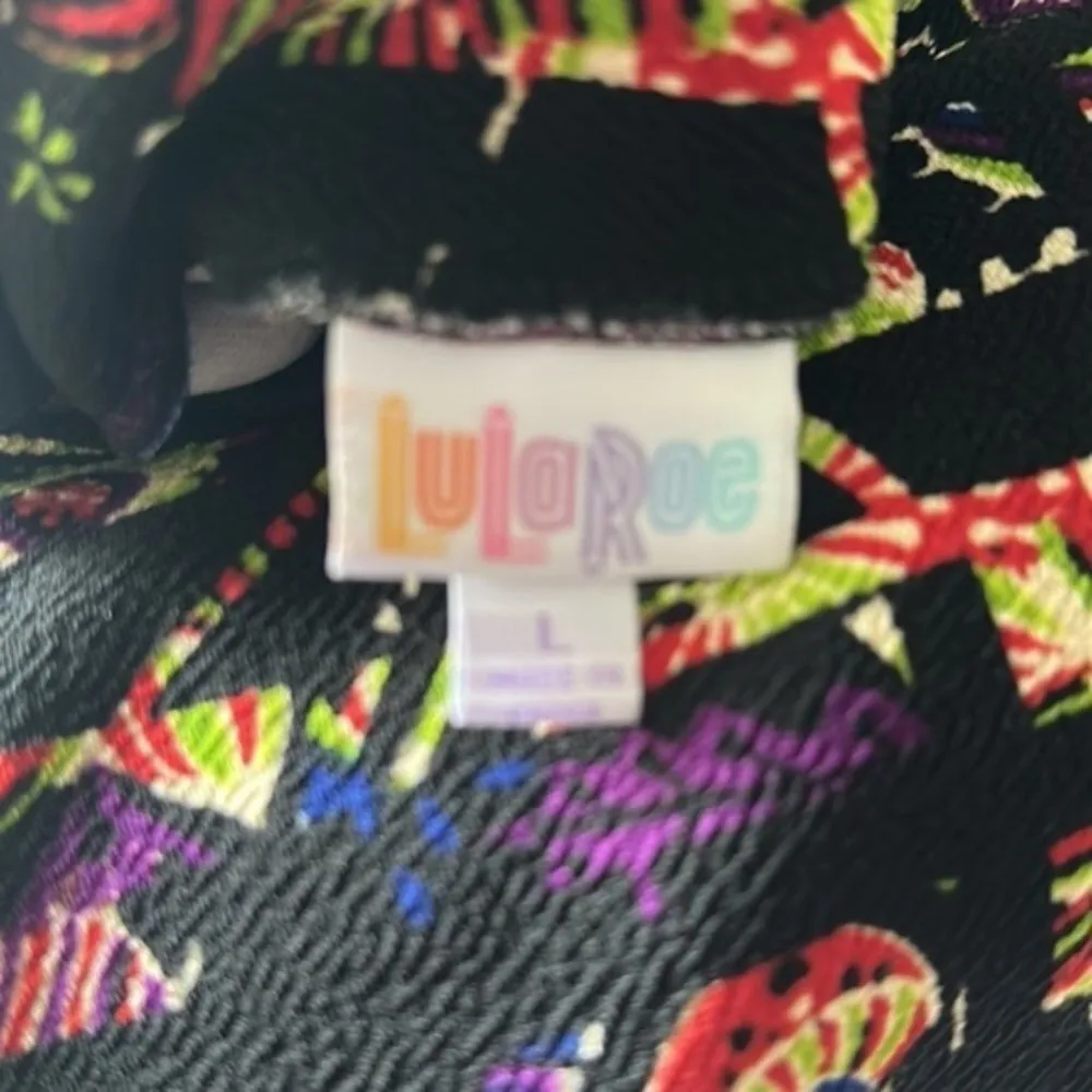 Lularoe Black Cassie Pencil Skirt Dragonflies Floral Size Large EUC #5734 - Image 3