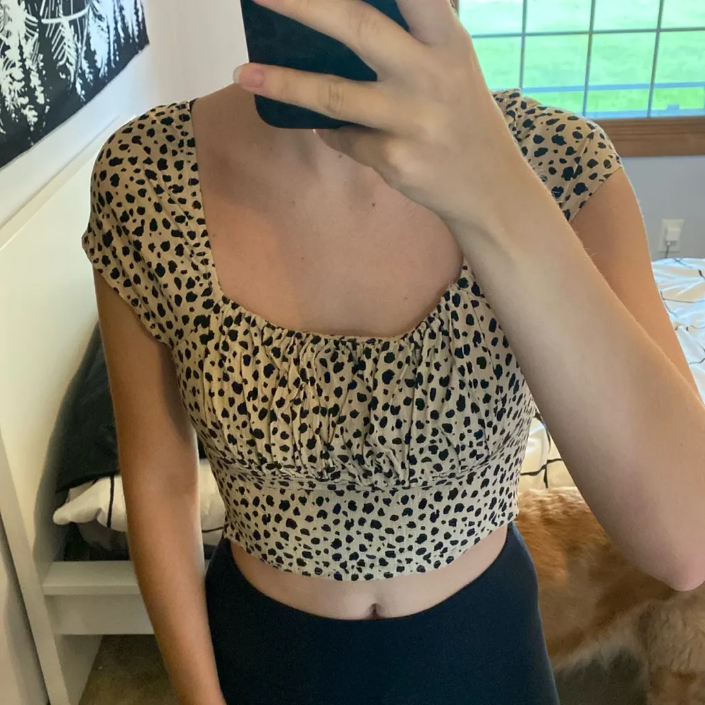 Lottie Moss Leopard Print Crop Top - Image 5