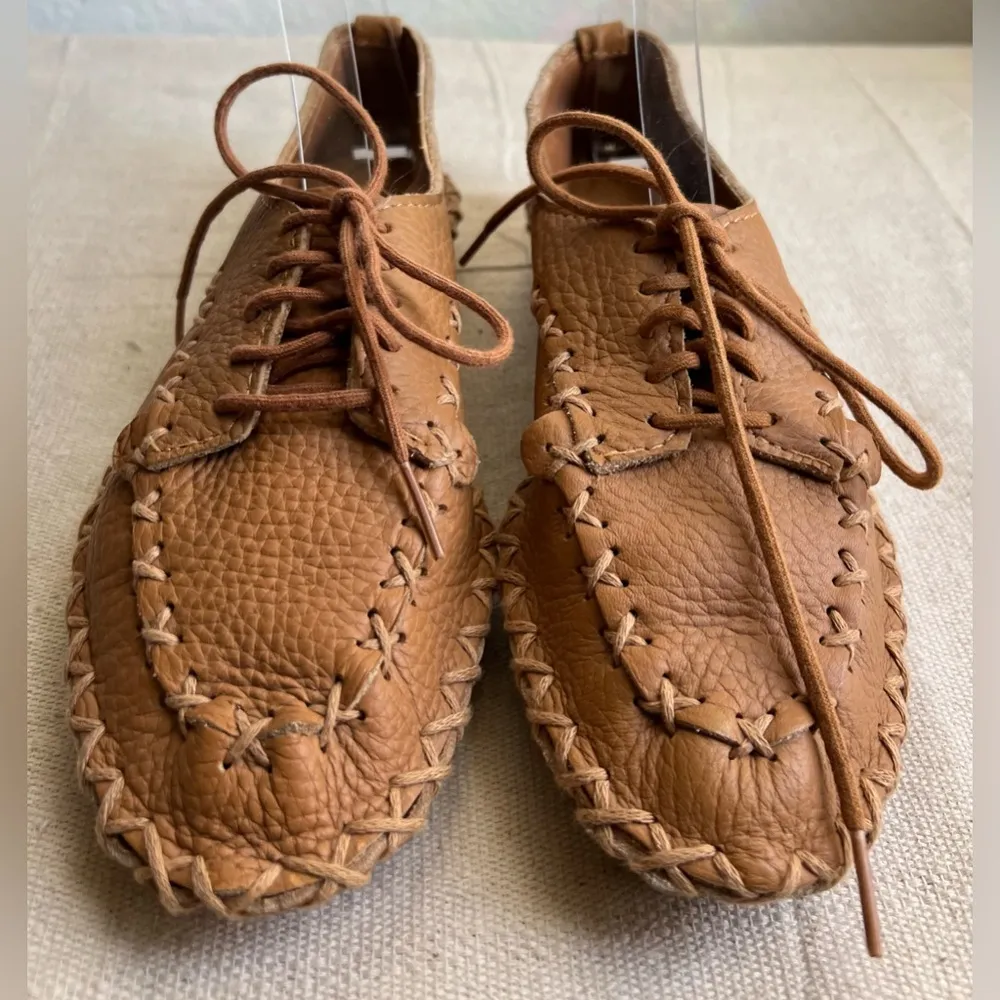 Old Pueblo Trader Moccasins Tan Size 7 - Image 2