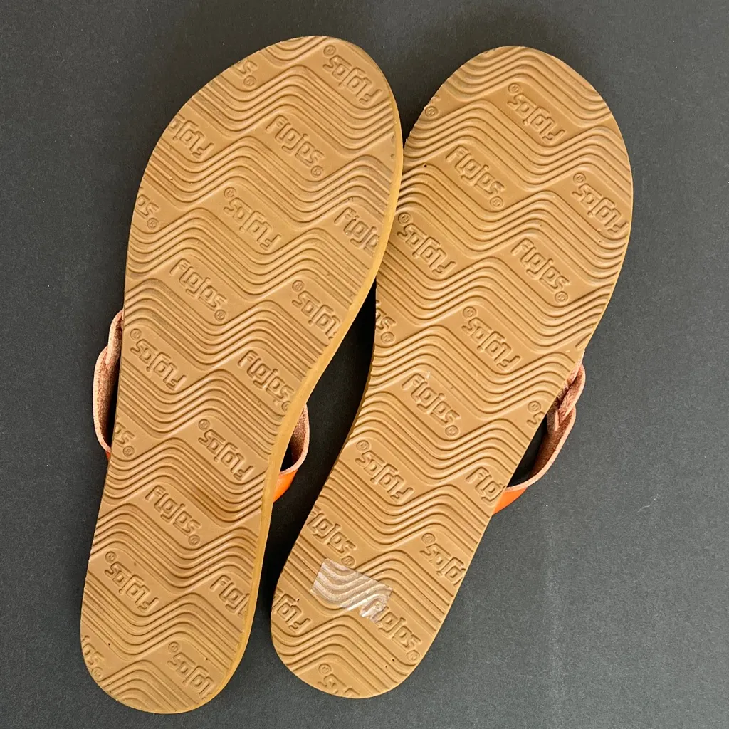 Flojos Women's Serenity Flip Flops NWOT Orange Size 10 - Image 3
