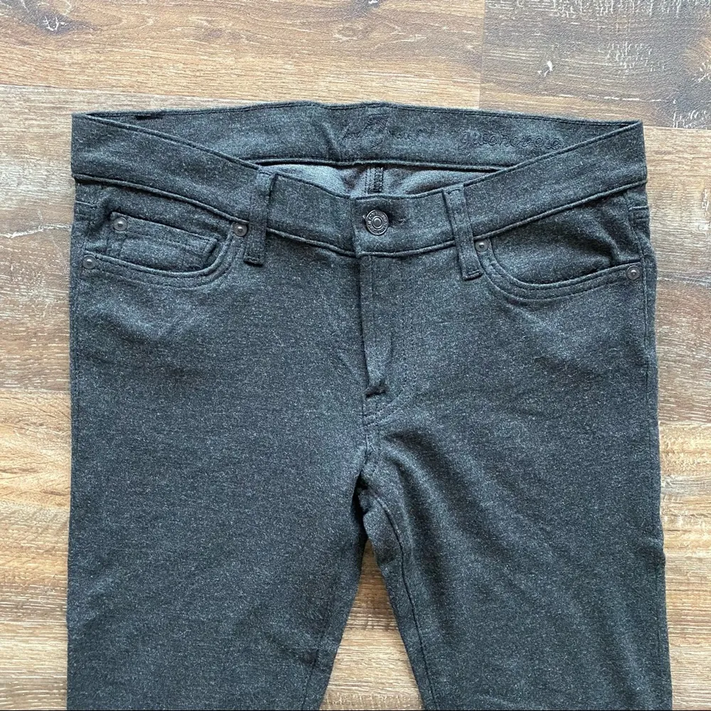 7 For All Mankind Gwenevere Dark Grey Legging Pant Size 27 - Image 2