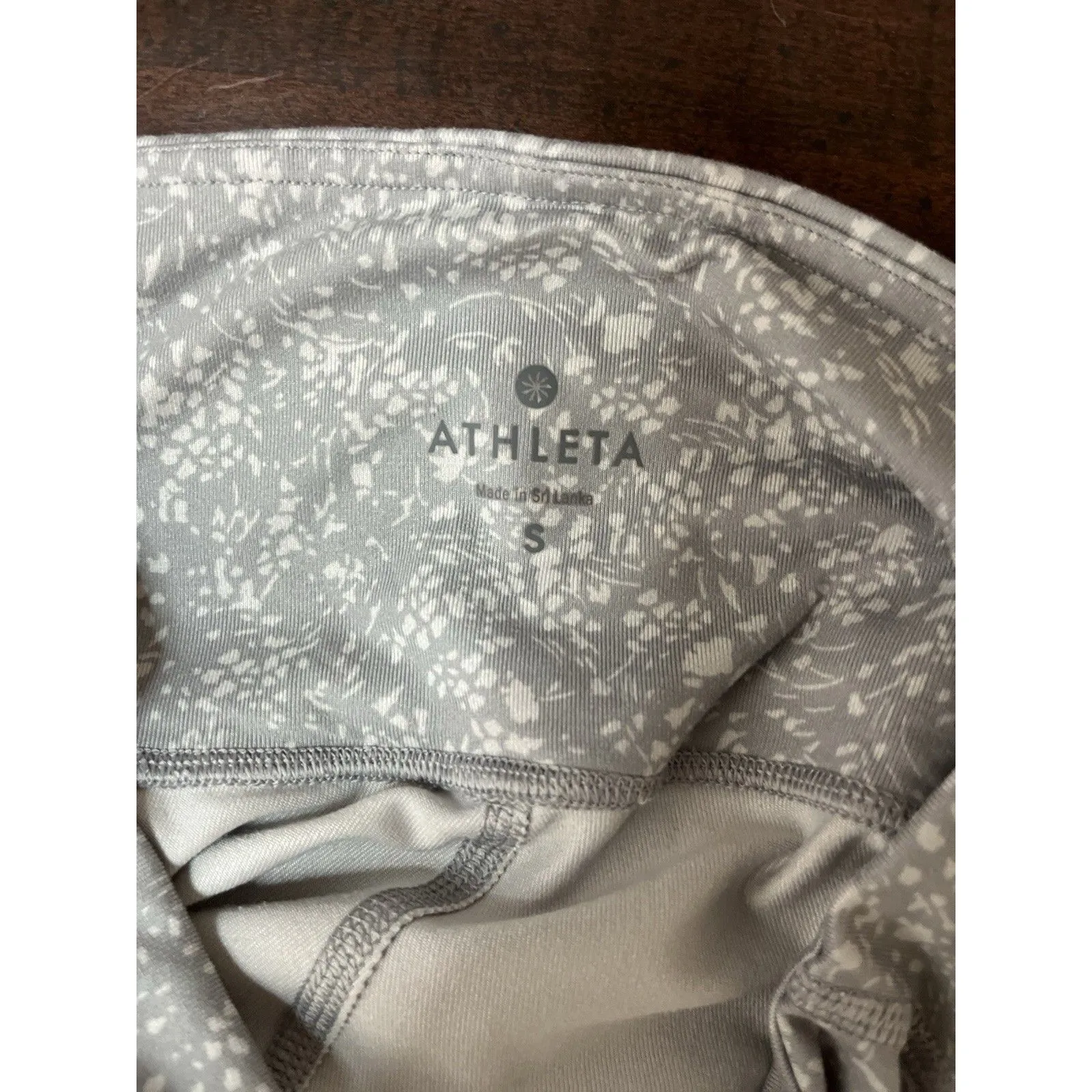 Athleta Gray Small Primrose Chaturanga Athletic Leggings Floral  Workout Gym - Image 7