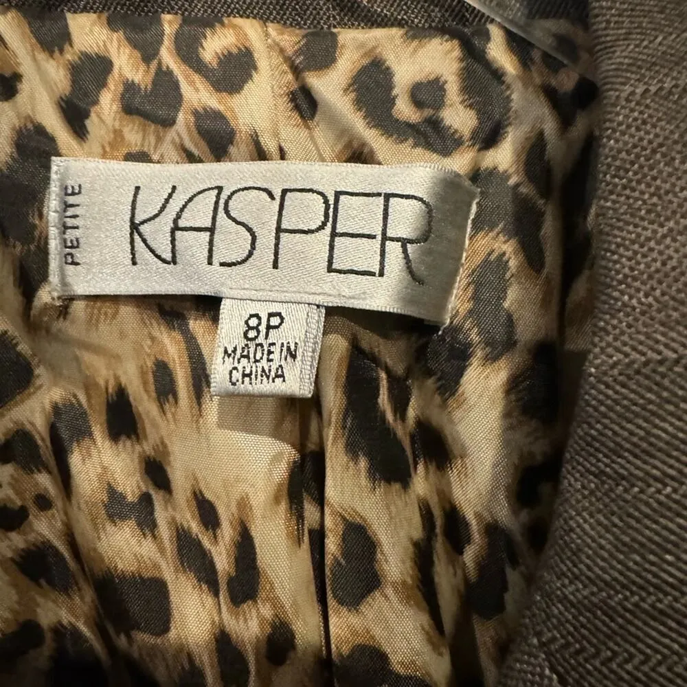 Kasper Women's Size 8P Petite Suit Buttoned Flap Pocket Blazer & Pant Brown - Image 4