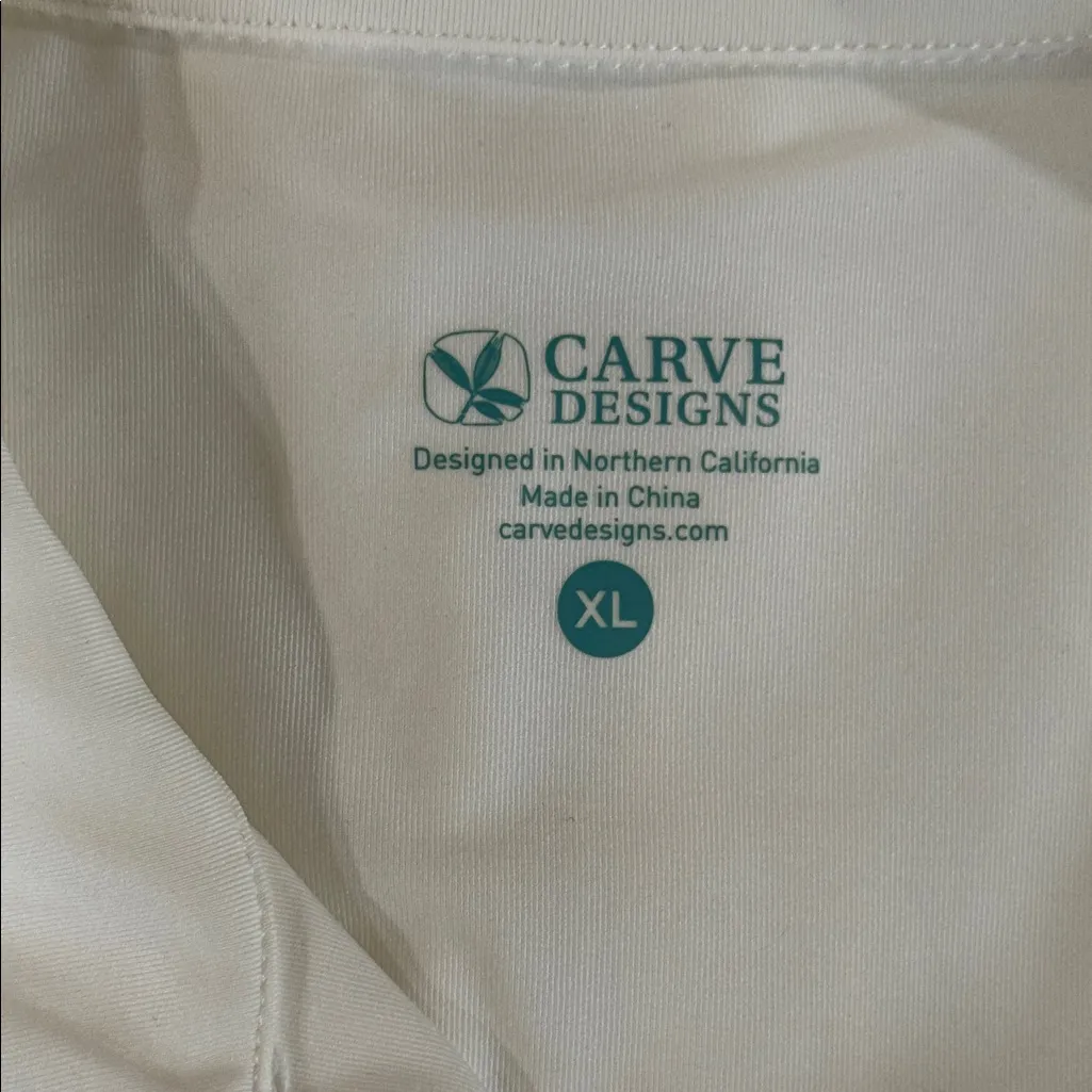 Carve Designs Women's White Zip-Up Sweatshirt size XL - Image 5
