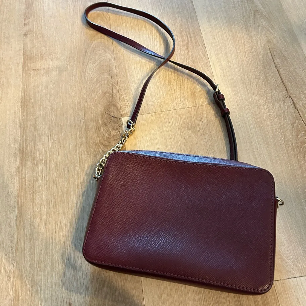 Michael Kors Jet Set Travel Medium E/W Saffiano Leather deep red - Image 2